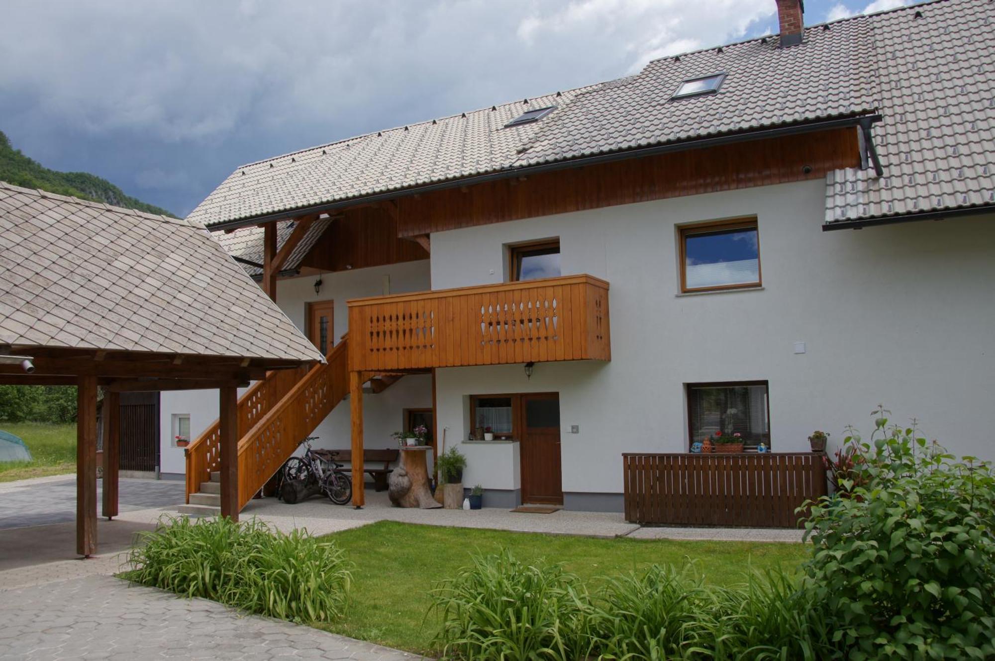 Apartments Markez Бохин Стая снимка