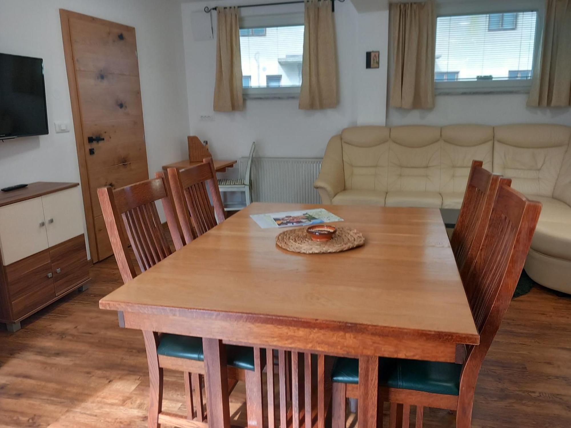 Apartments Markez Бохин Стая снимка